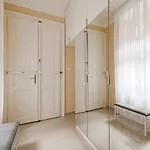 Apartment Hungary Westend