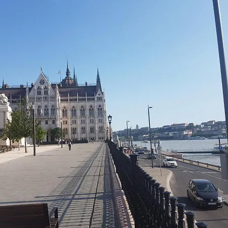 Apartment Hungary Westend *