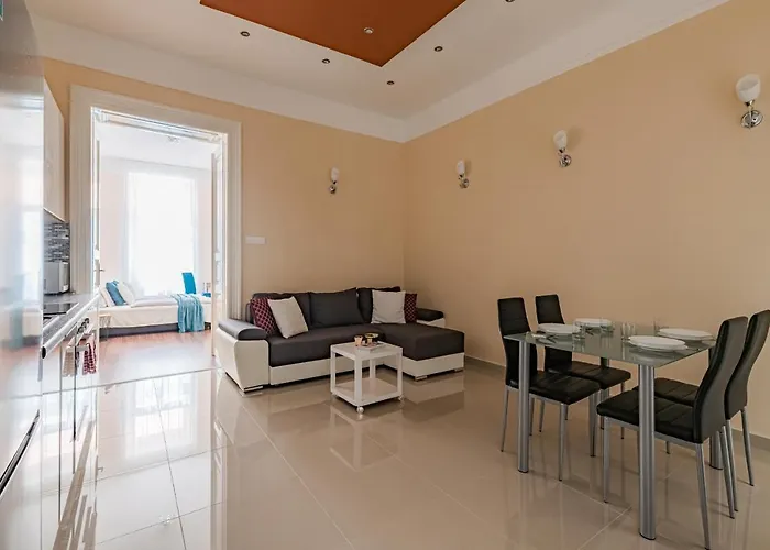 Apartament Hungary Westend