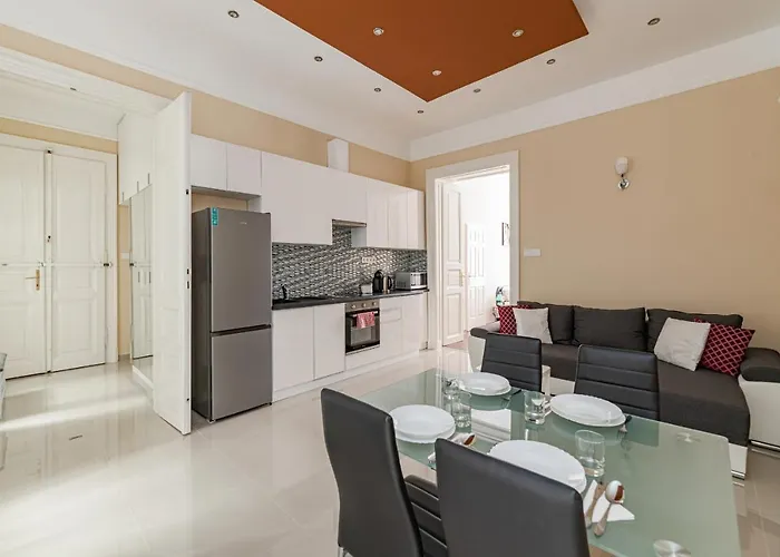 Hungary Westend * Budapesta